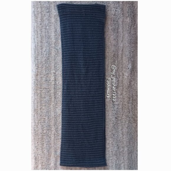 Women's Knitted Infinity Scarf Gray - Picture 1 of 6